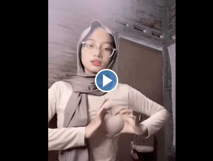 Tiffany aka Tiffanosst Hijab Tiktoker Suka BAR BAR OMEK!