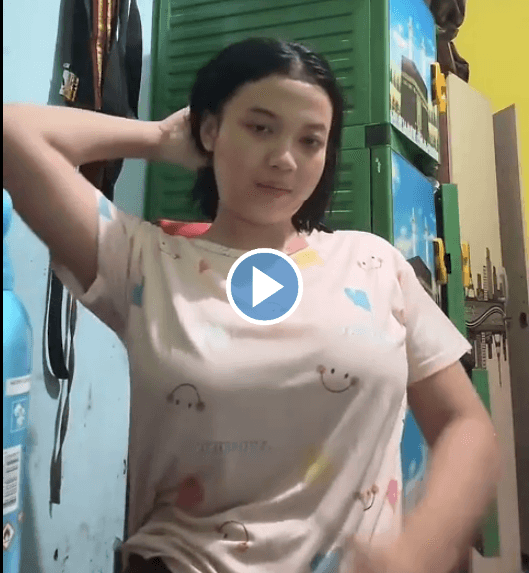 Live TIKTOK Cimolla Habis Mandi FULL !