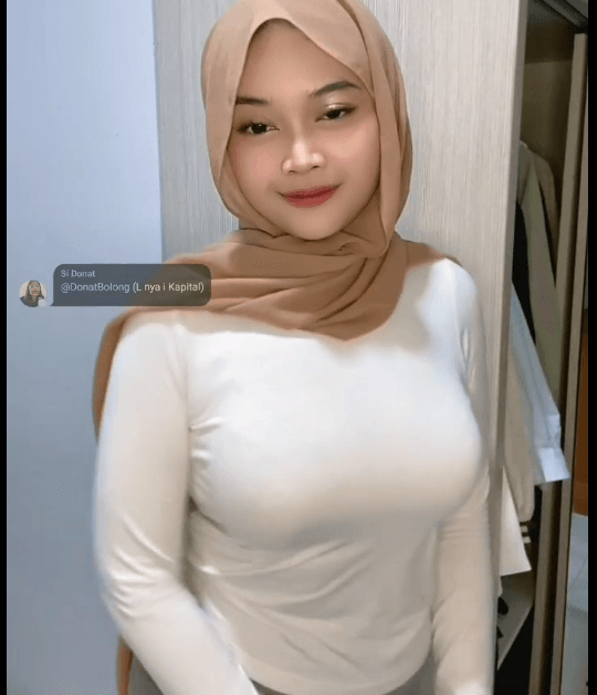Moccamatchaicy aka Sheii Edisi Hijab Coklat! MAKIN HOT