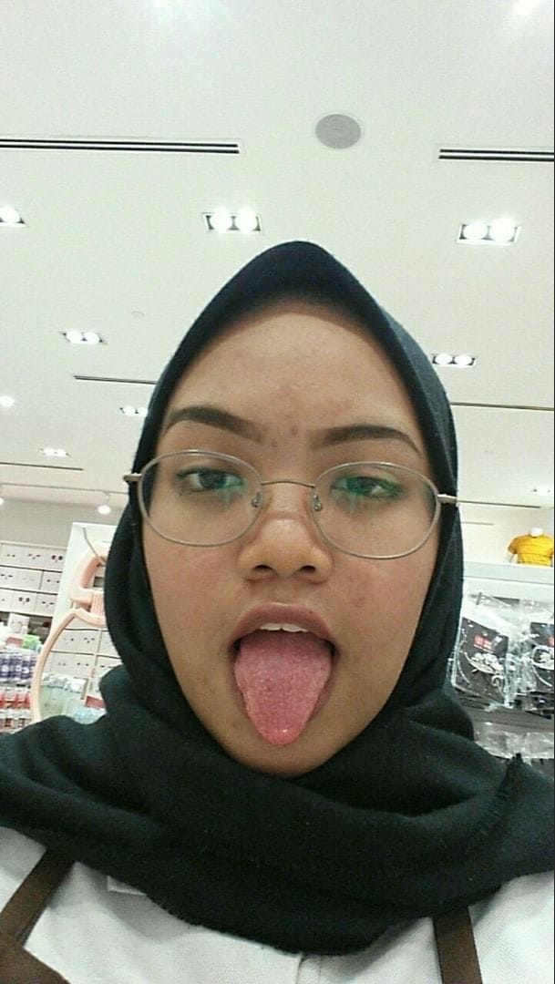 Aina Azlan Awek Hijab Malay Melayu TOBRUT!