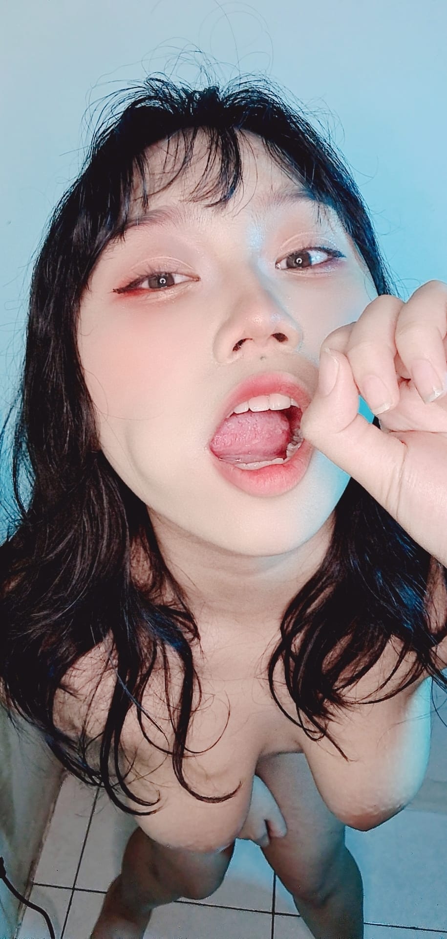 Grachive Tsunnyanchan Busty and Hot 6