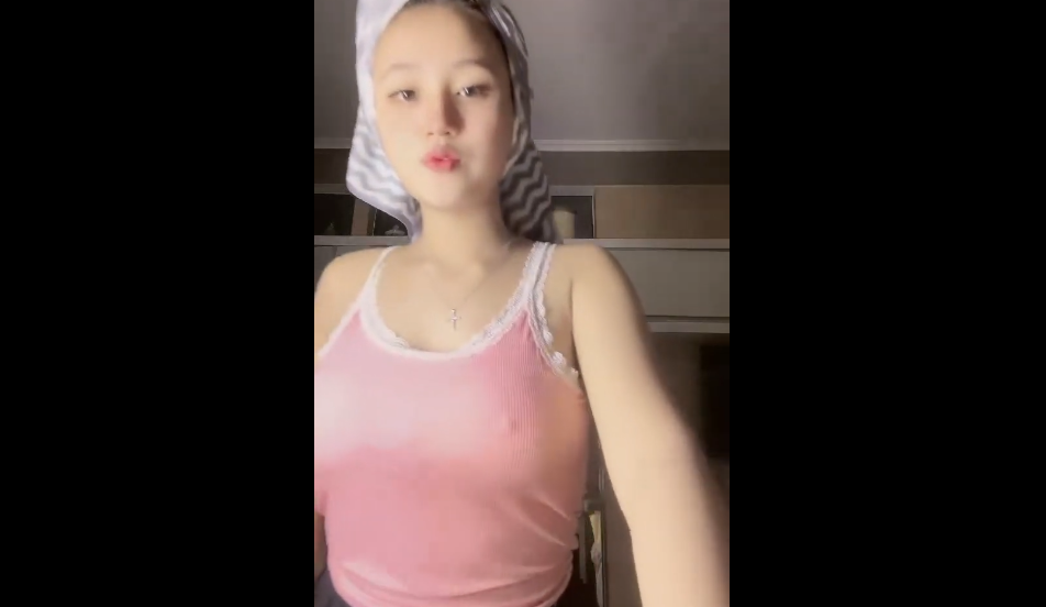 LIVE Becca NO ARMOR , WOWWW GUDD!